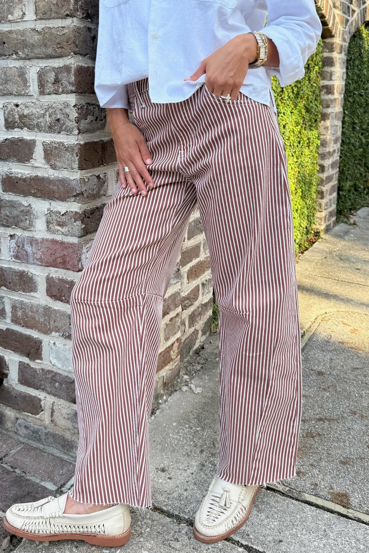 Raw Hem Barrel Jean