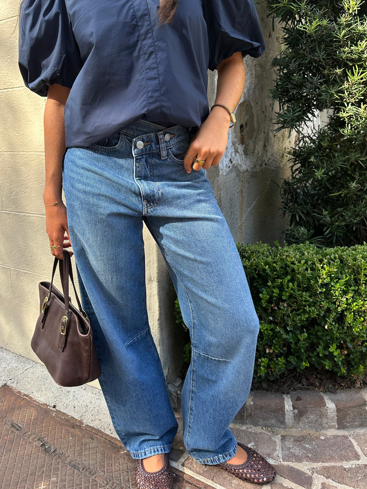 BNA Soft Curve Barrel Jean